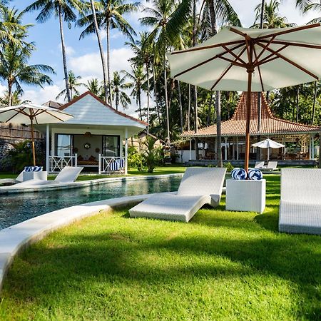Senang Resort Tianyar Exterior foto